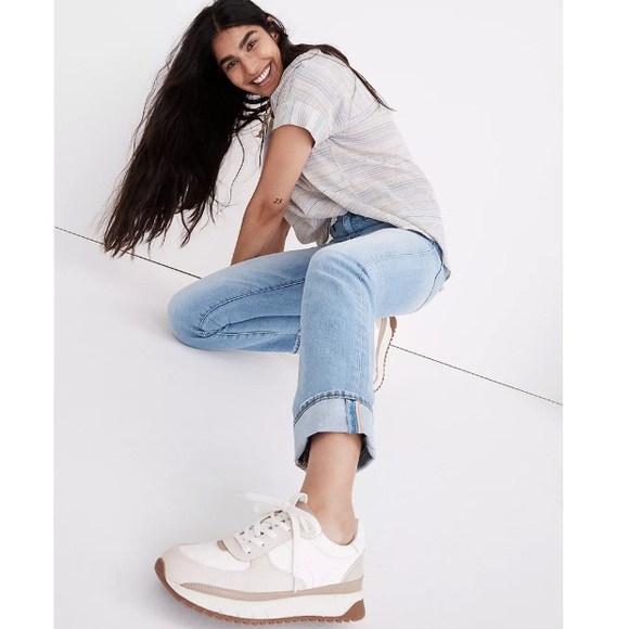 Madewell Classic Straight Jeans in Sayles Wash: Pride Rainbow Selvedge Edition - Picture 4 of 9